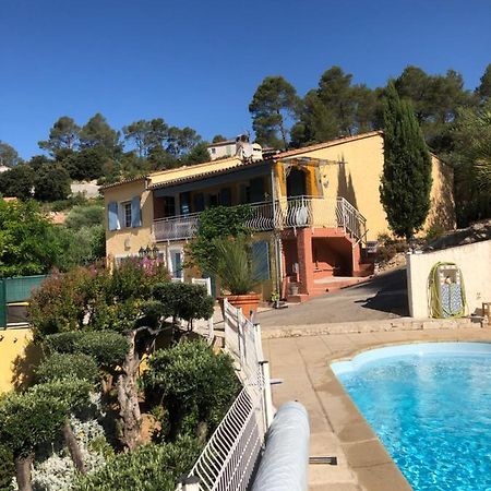 Appartement Dans La Colline Belgentier Exterior photo